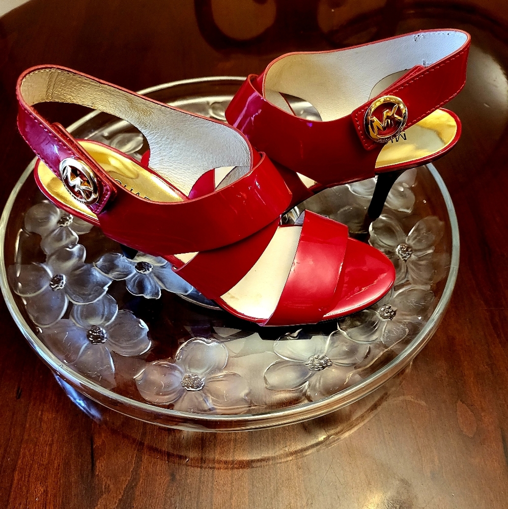 Michael kors red shoes size 7